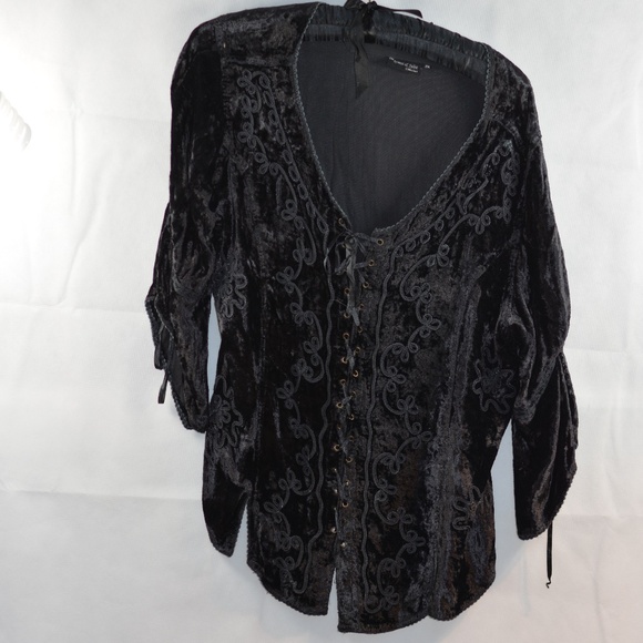 Velvet Embroidered Top SZ 2X Romeo & Juliet - Picture 3 of 7